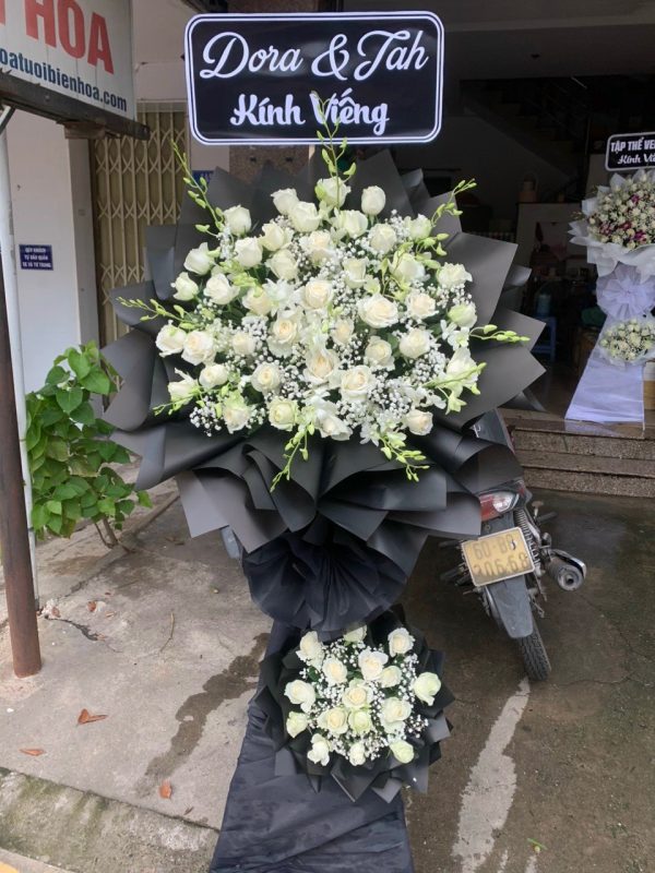 Đặt hoa đám tang Gò Vấp