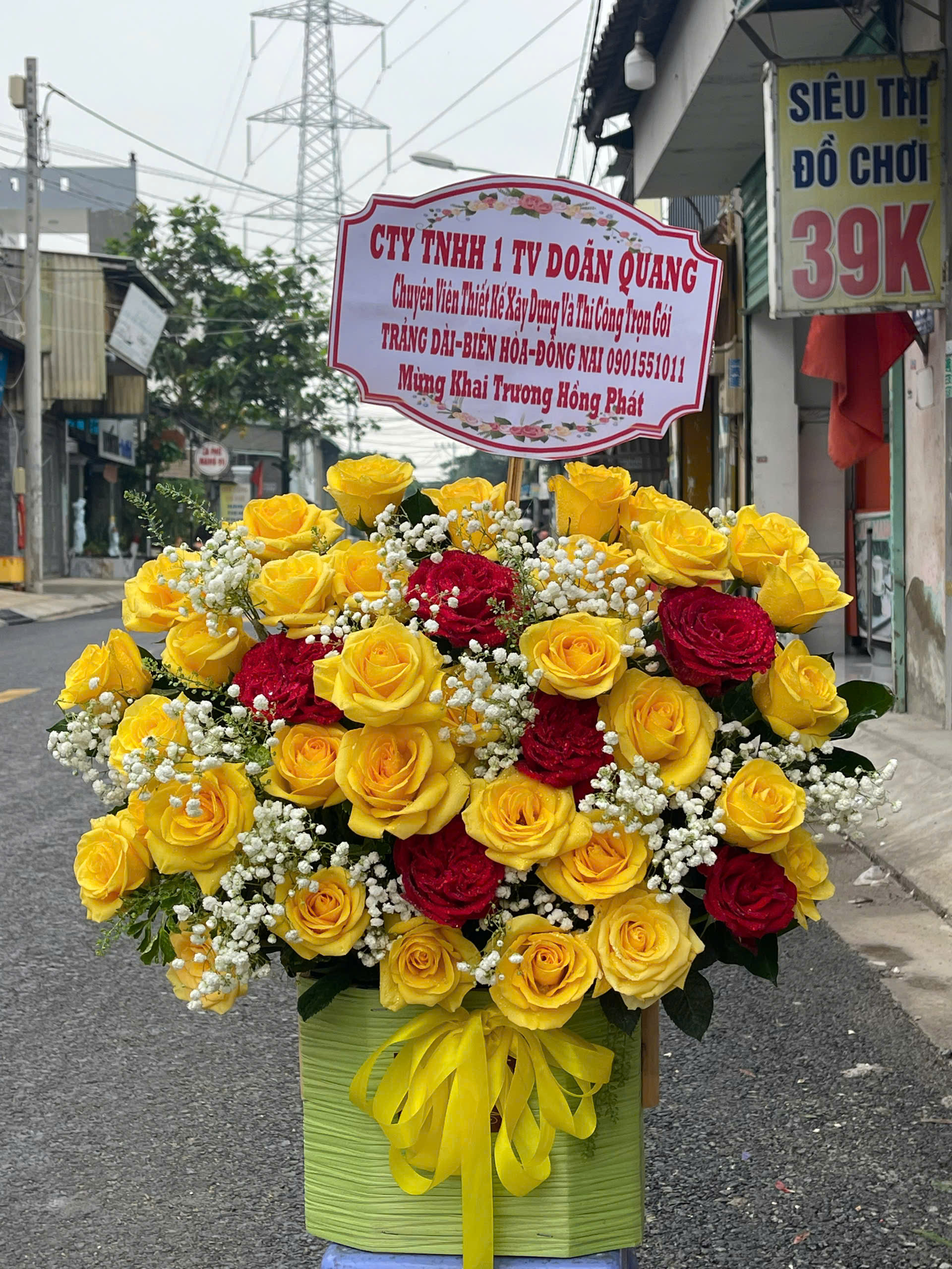Kệ hoa chúc mừng KHCM-40 Hoa tươi Nguyễn Oanh
