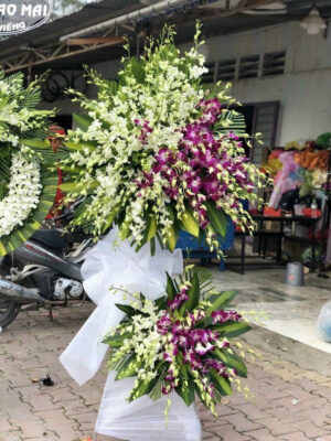 Hoa viếng phường Chợ Quán